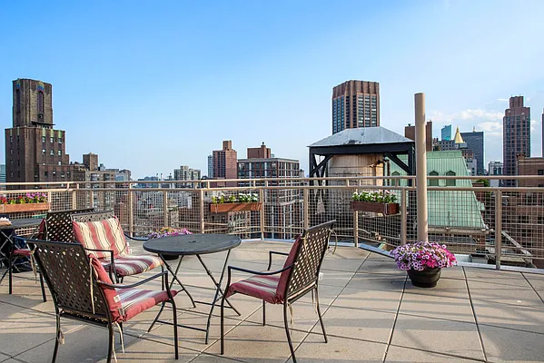 Rented by Douglas Elliman | media 18