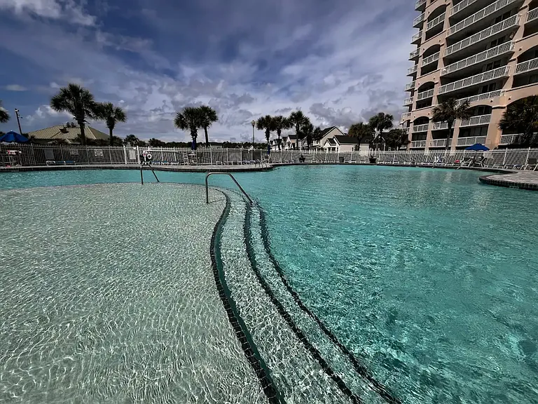 One of the largest pools in SC, this ionized pool is mostly 3' deep with 1.5' islands and one area that is 4' deep - perfect depth for kids of all ages.