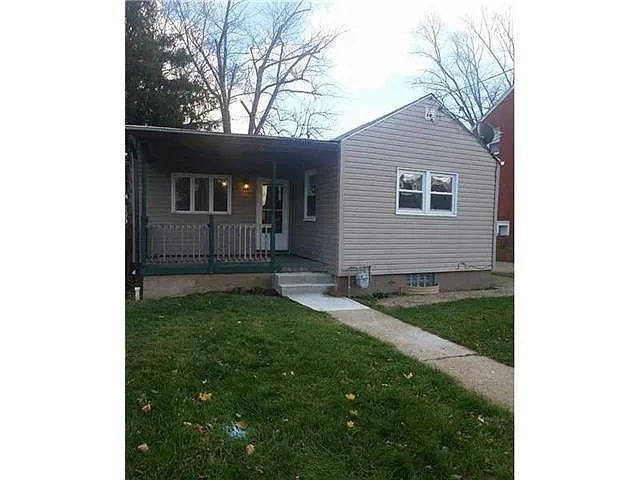 1231 Chestnut St photo 1