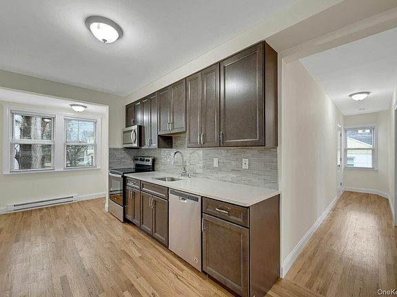 4th image of 10 9th St Floor 2