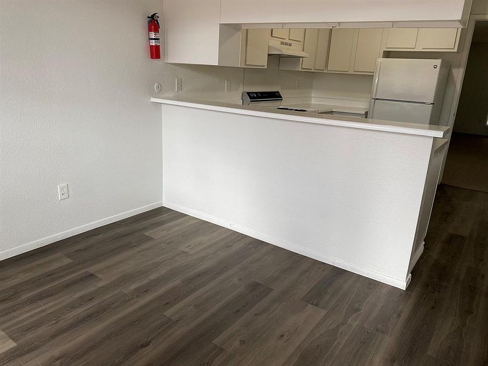 1st image of 9201 Clarewood Dr APT 16