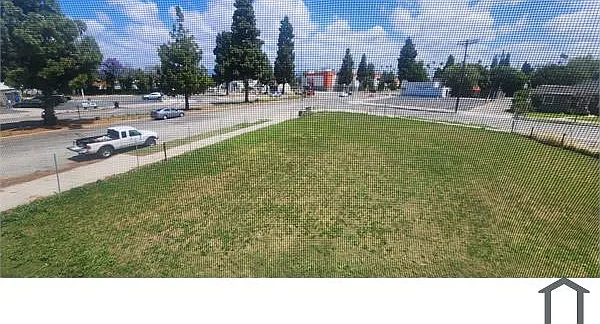 4076 Leimert Blvd — Photo 12