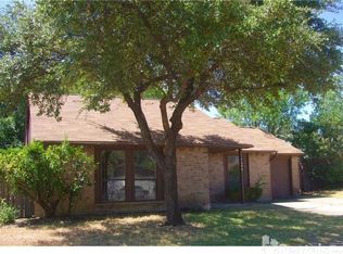 7004 Blackberry Dr, Arlington, TX 76016