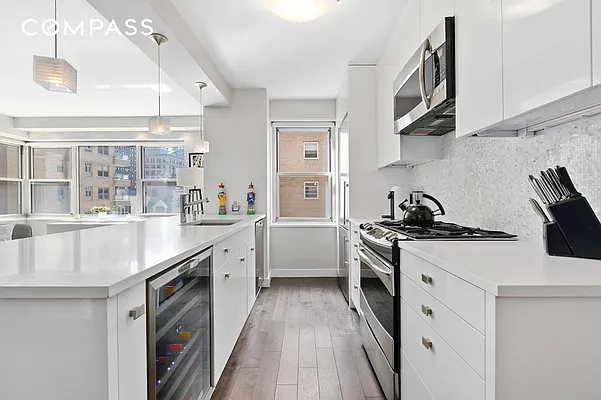 Sold by Compass | media 14