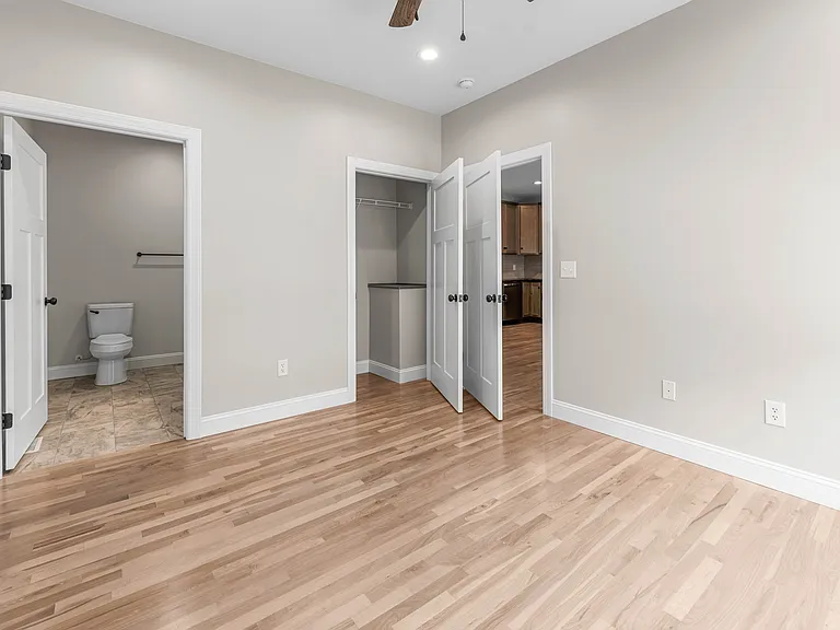 160A Warwick St — Photo 15