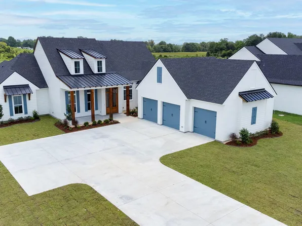 206 Cypress Bend Rd, Scott, LA 70583