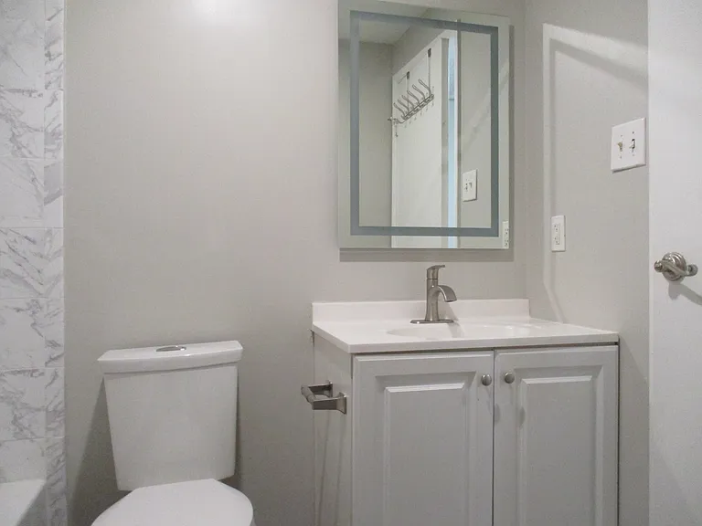 8601 Kenosha Ct — Photo 25