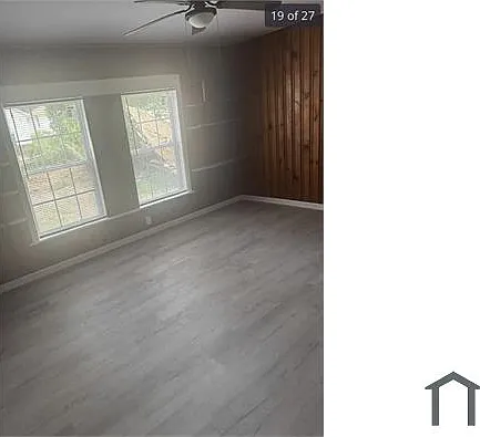 512 Lexington Ave — Photo 10