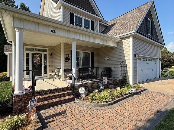 3rd image of 62 Meredith Ct