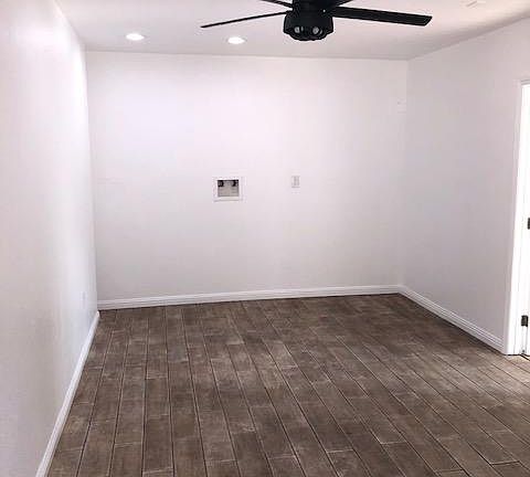 This is the living room With laundry hookups