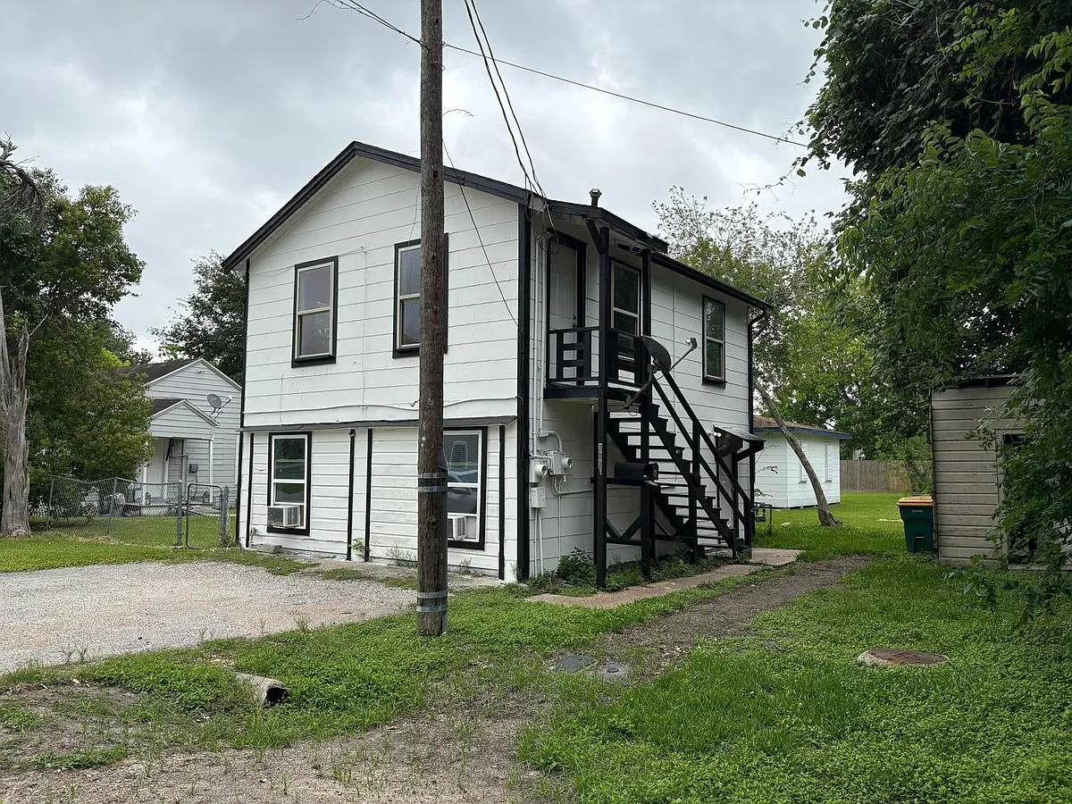 Building Photo - 702 Rosedale St #C
