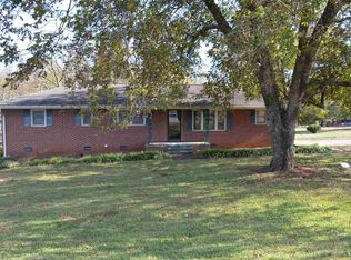 2303 Dobbins Bridge Rd, Anderson, SC 29626