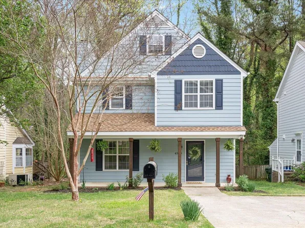 4520 Timberhurst Dr, Raleigh, NC 27612