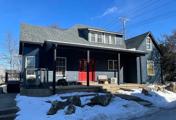 103 E Driscoll Dr #6
