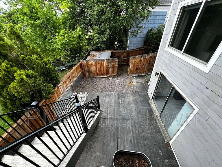10772 W Berry Ave — Photo 22