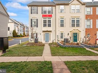 4317 Stevens Battle Ln, Fairfax, VA 22033