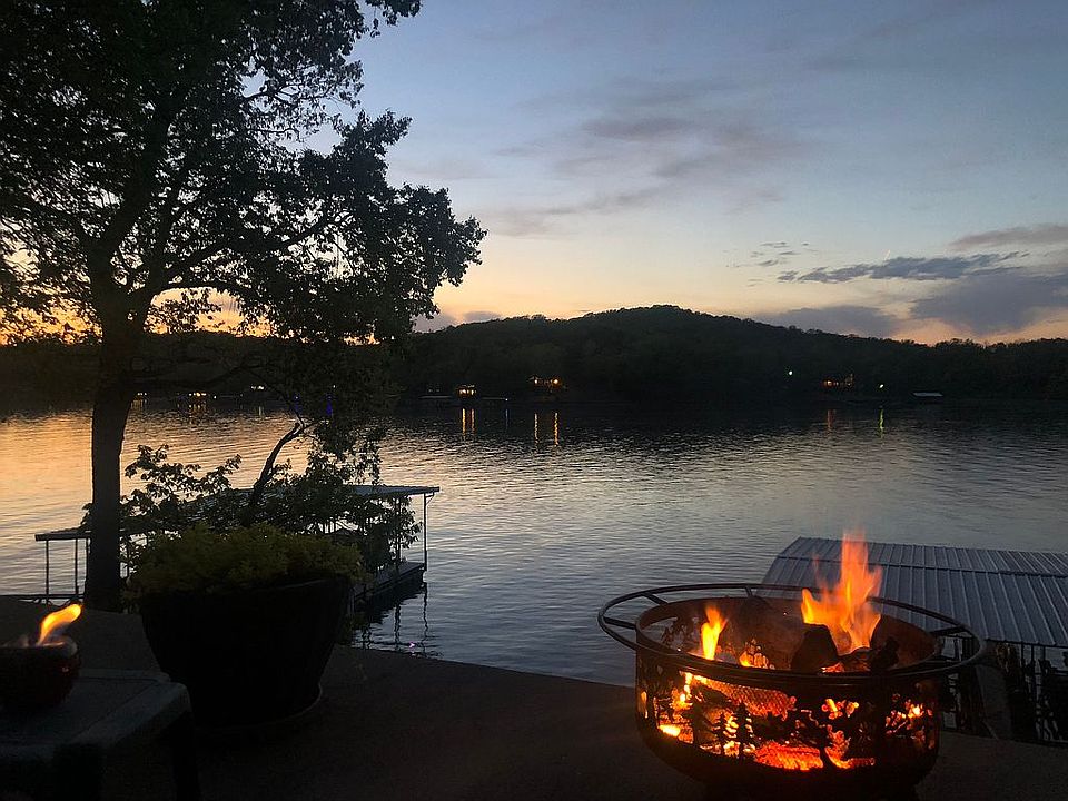 2nd image of 528 Pleasant Valley Dr
