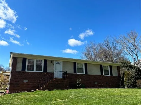 241 Norway Dr, Wilkesboro, NC 28697