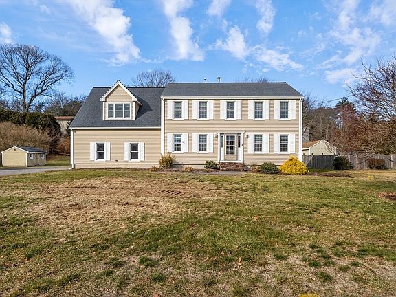 4th image of 35 Nelson Dr