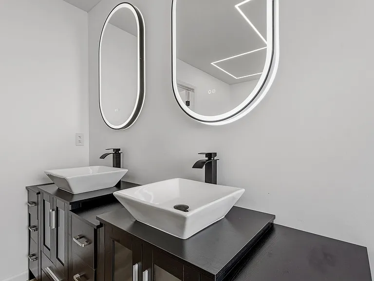 87 Park Ln — Photo 15