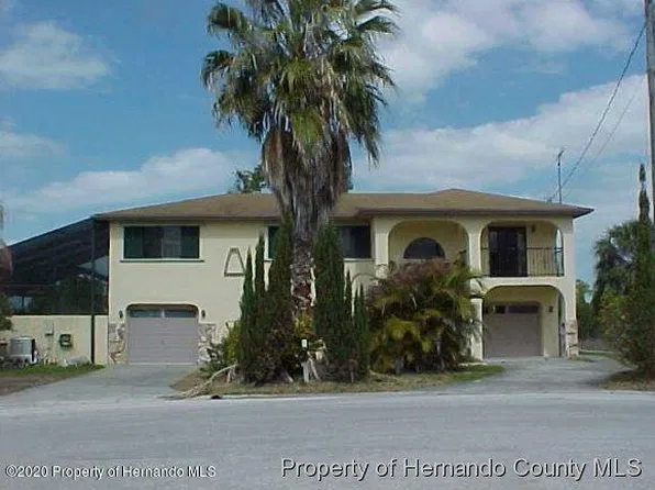 3415 Holly Springs Dr, Hernando Beach, FL 34607