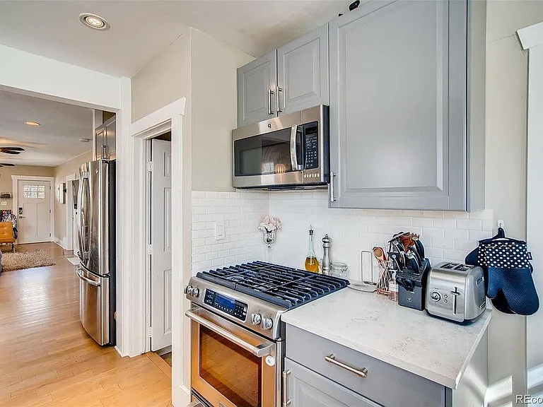 2266 S Downing St — Photo 4