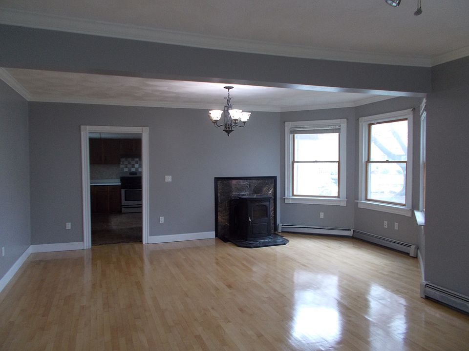 1st image of 46 Logan Ave