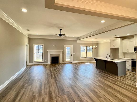 4th image of 13931 Sullivan Blvd