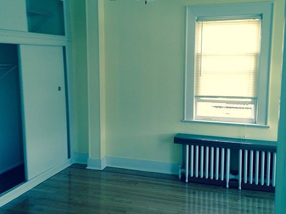 4th image of 356 Liberty Ave