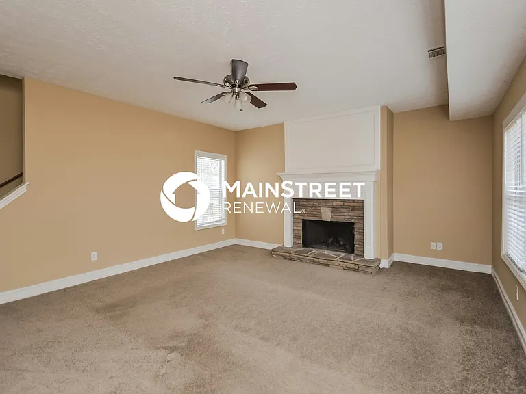 125 Lanella Pkwy — Photo 2