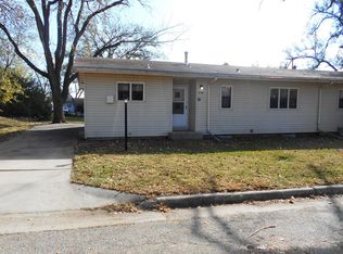 6714 SW Shadyvale Ln, Topeka, KS 66619