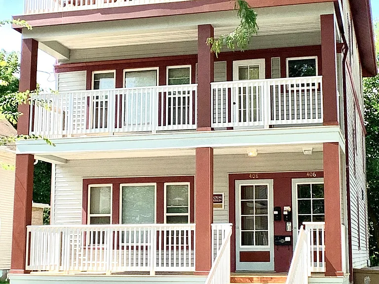 408 S Mills St — Photo 2
