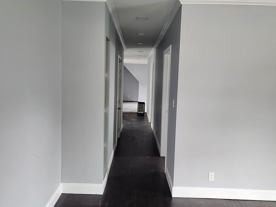 1st image of 120 Vineyard Ave #1