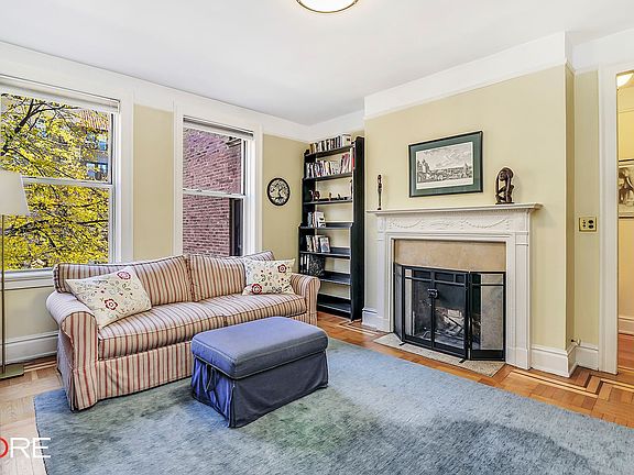 3rd image of 3722 80th St APT 31