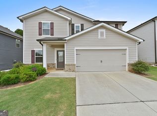 4939 Dufour Dr, Lilburn, GA 30047