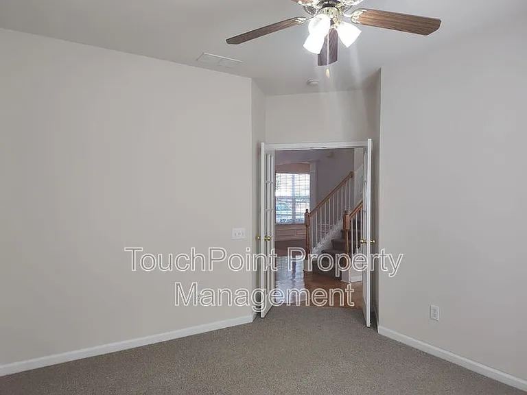10804 Fountaingrove Dr — Photo 11