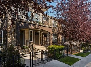 945 SW McKenzie Towne Mnr SE, Calgary, AB T2Z 1E1