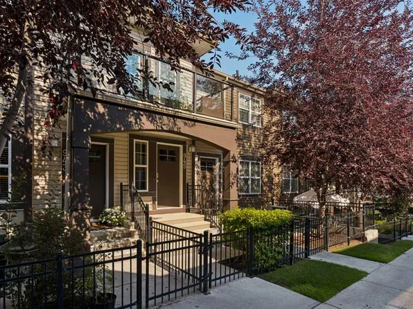 945 SW McKenzie Towne Mnr SE, Calgary, AB T2Z 1E1