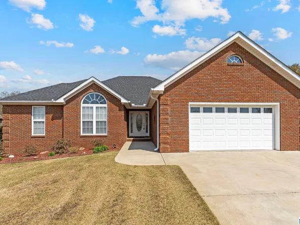 2059 Maplewood Ln, Clanton, AL 35045