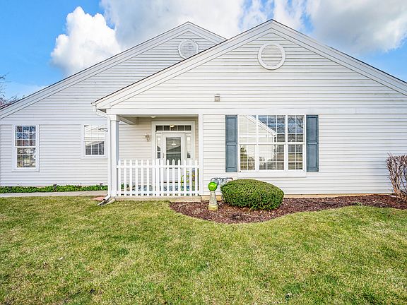 4th image of 1477 Waterside Dr #1