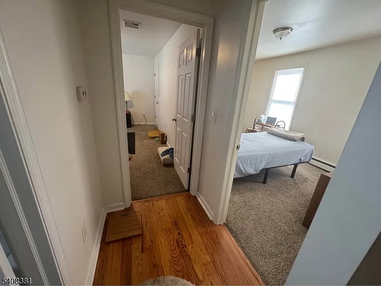 27 Broad St — Photo 14