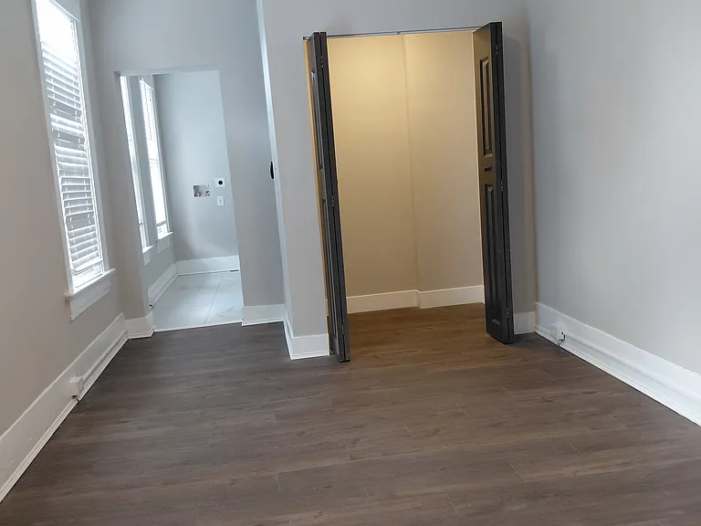 460 Dayton St — Photo 31