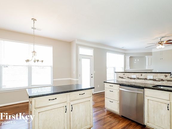 5th image of 16051 Stuarts Draft Ct