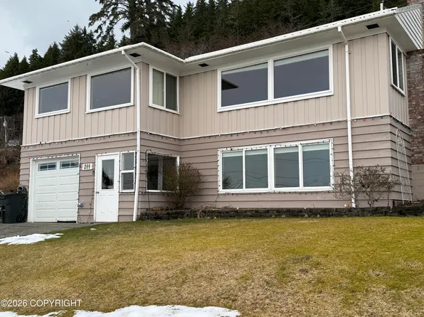 224 2nd St, Wrangell, AK 99929