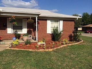 2nd image of 1017 Circle Dr