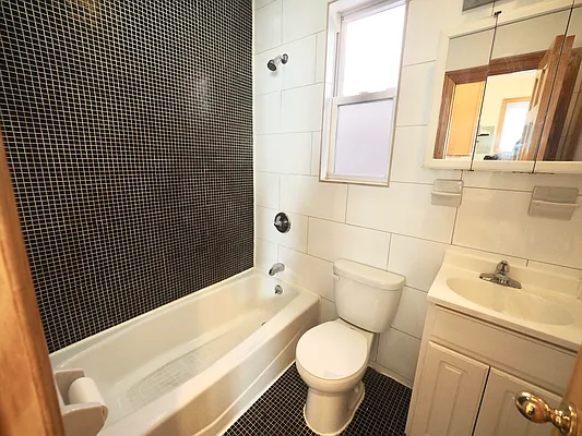 Rented by Compass | media 11