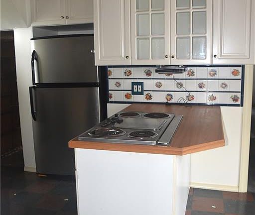 5th image of 1111 Oldfield St