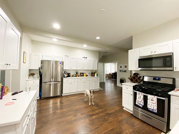 3rd image of 1610 Donald St #1