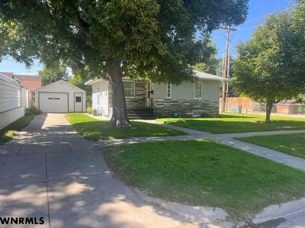 1325 12th St, Gering, NE 69341