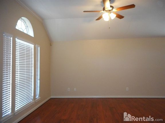 3rd image of 6423 Garden Canyon Dr